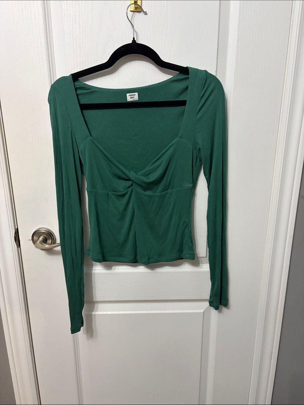 Sunday Best lGreen Long-Sleeve Square Neck Top